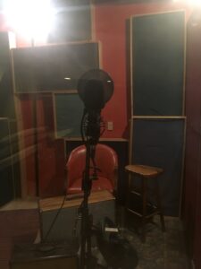 Professional Karaoke Recording Studio Cleveland Recording Studios Karaoke Voice Over iphone online smart TV web singers sing favorite karaoke songs